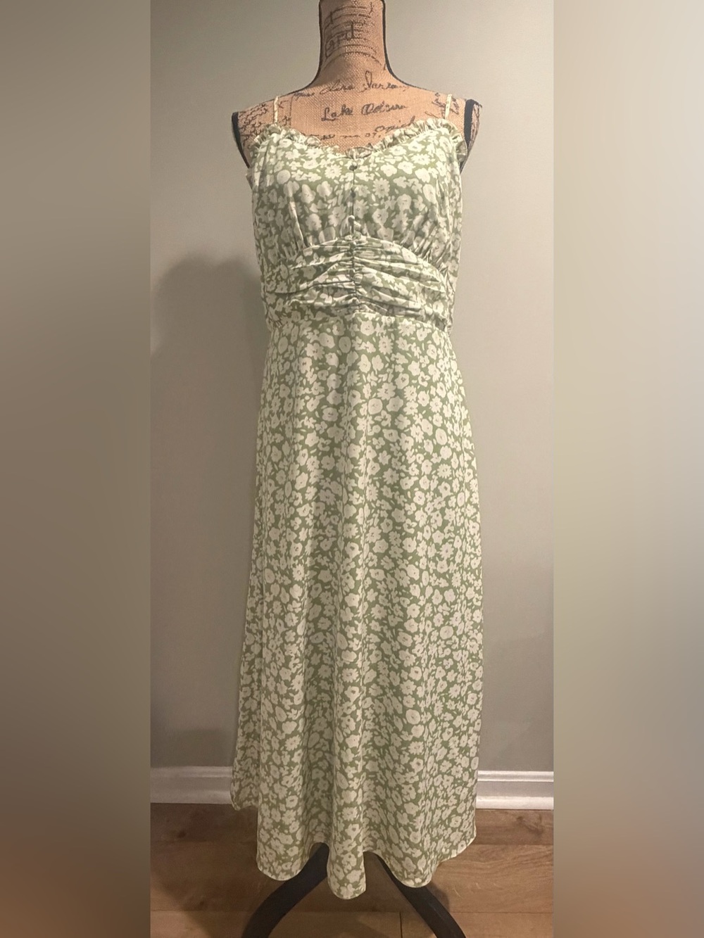 Lulus x Lush Timeless Touch Green Floral A-Line Midi Dress - Sz Large